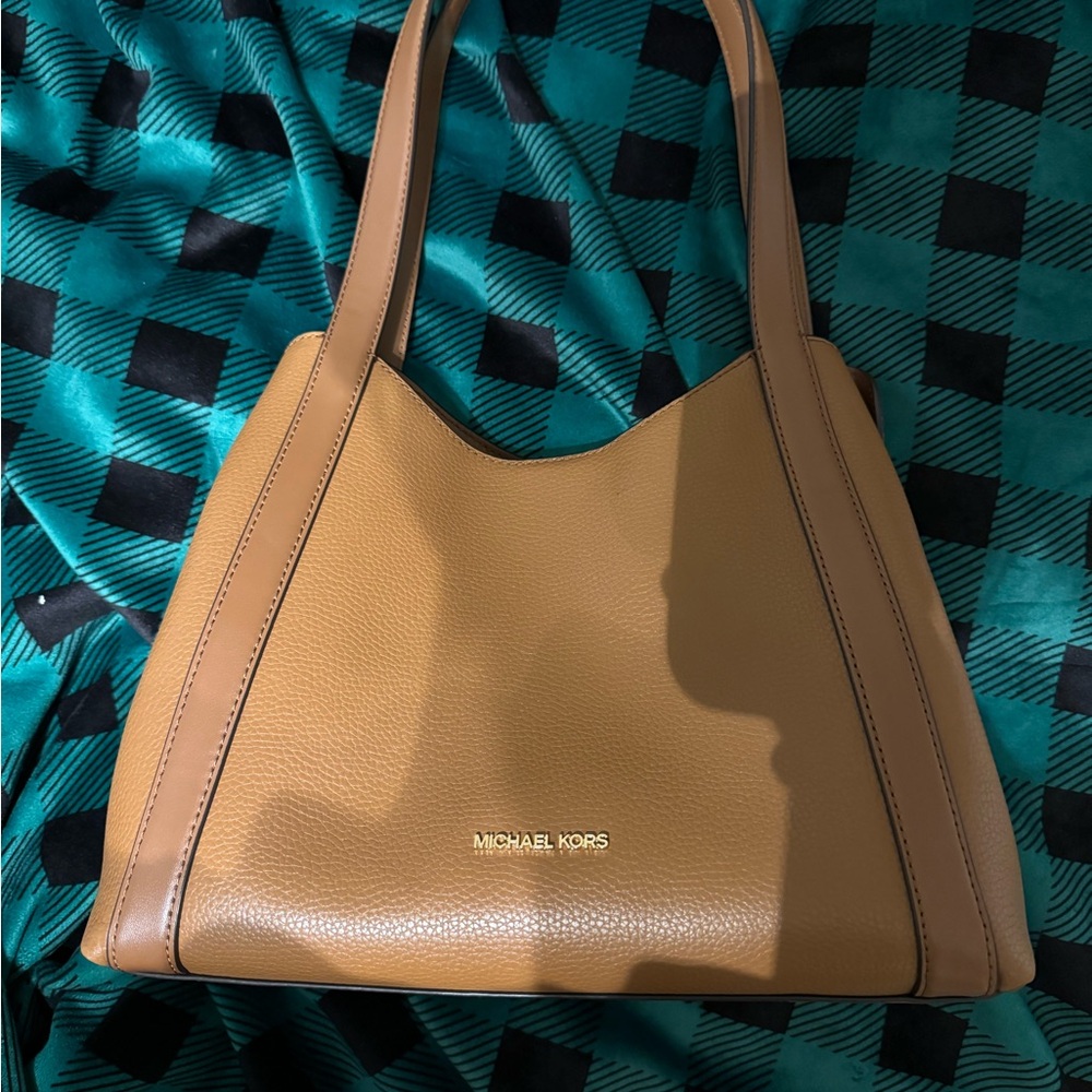 Michael Kors Camel Brown Shoulder Bag